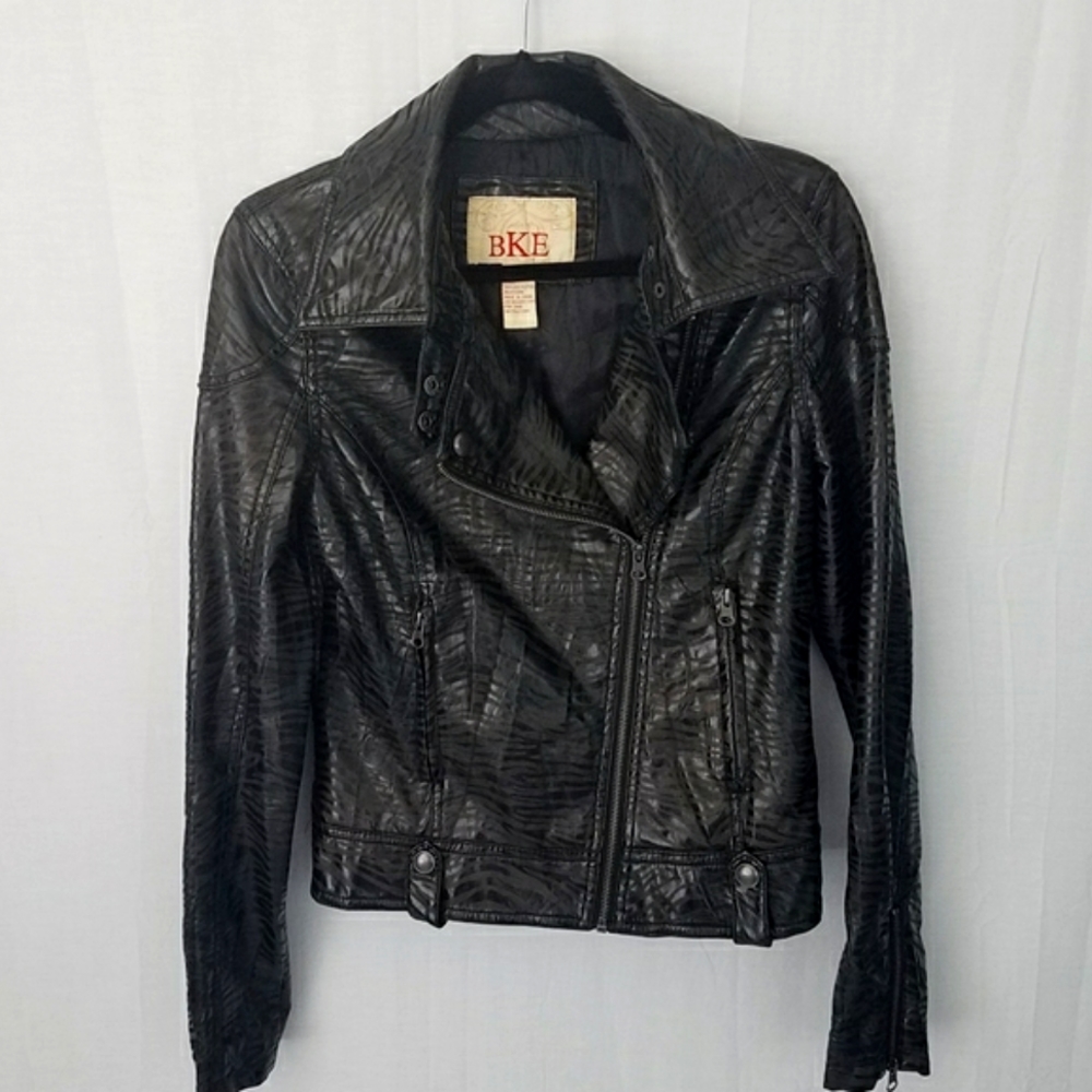 BKE Black on Black Striped Moto Jacket Faux Leather, Zipper Cuffs Size Small
